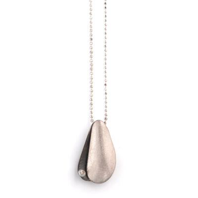Ostrea Silver Pendant with chain