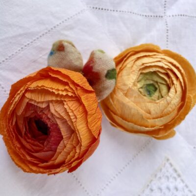 Flower Charms Brooch Medium